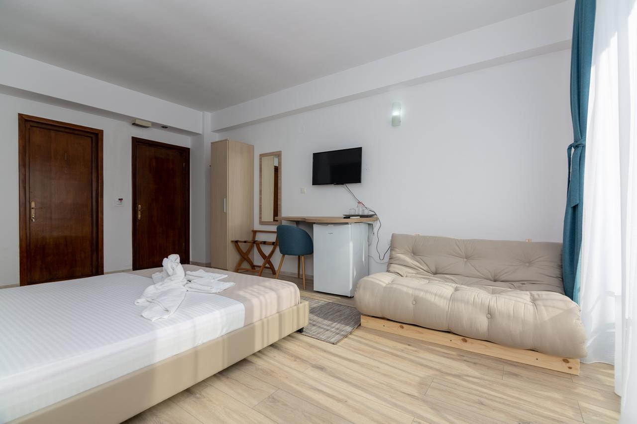 Adriano Pe Plaja Belona Hotel Eforie Nord Buitenkant foto
